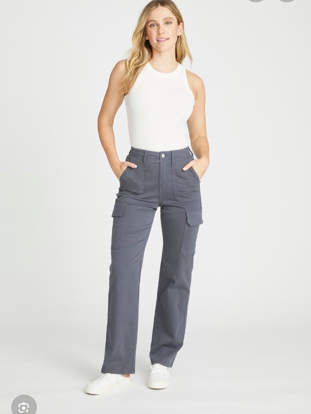 Vigoss Straight Cargo — High-Rise Cargo Pants in DARK Gray